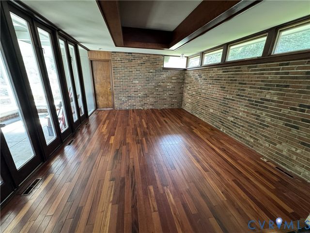 10309 Wycliff Rd, Chesterfield, VA 23236