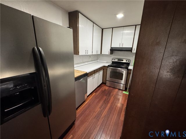 10309 Wycliff Rd, Chesterfield, VA 23236