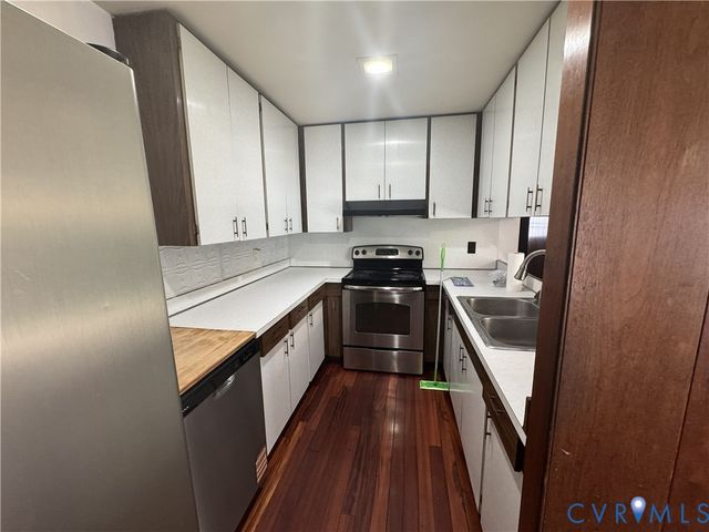10309 Wycliff Rd, Chesterfield, VA 23236