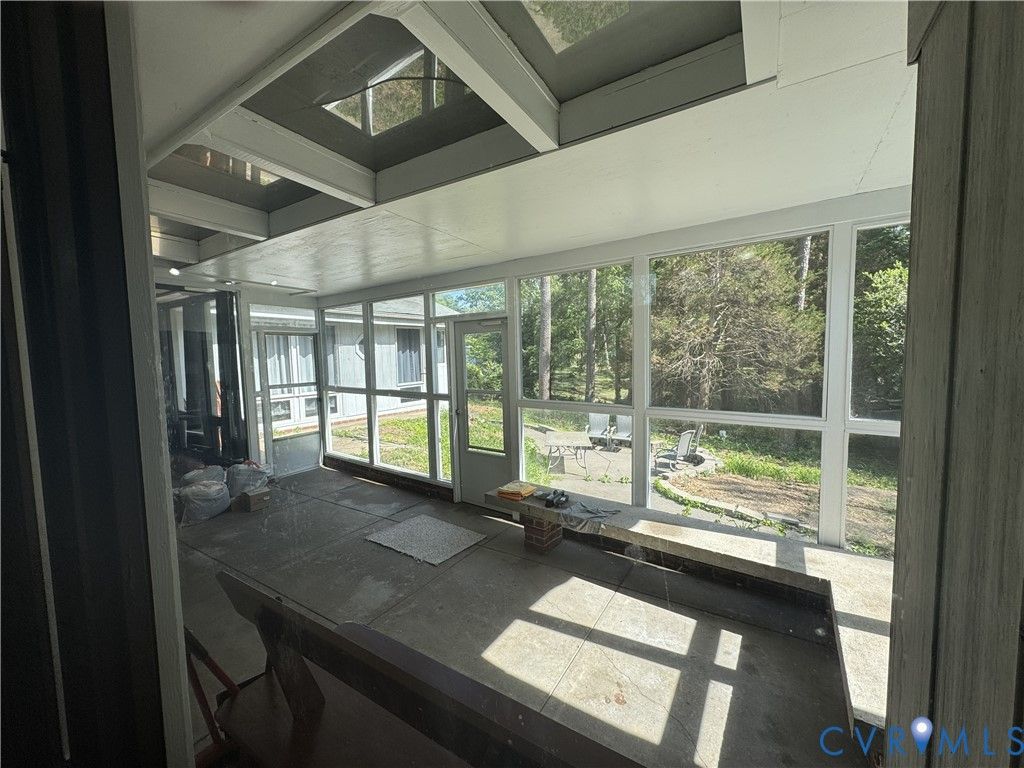 10309 Wycliff Rd, Chesterfield, VA 23236