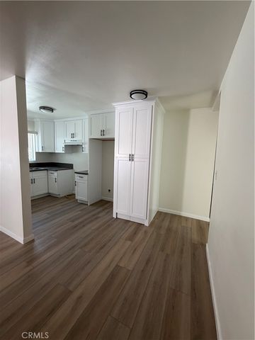 1329 E 56th, Los Angeles, CA 90011