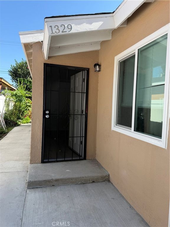 1329 E 56th, Los Angeles, CA 90011