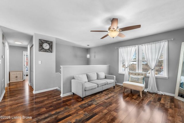 7804 Davhal Dr, Louisville, KY 40291