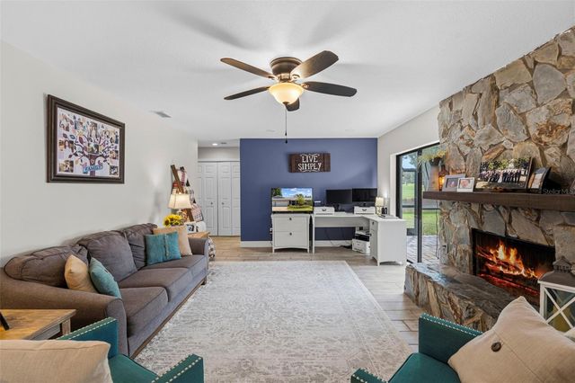 3131 GLENEAGLES DRIVE E, Clearwater, FL 33761