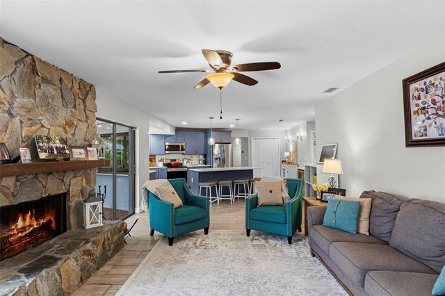 3131 GLENEAGLES DRIVE E, Clearwater, FL 33761