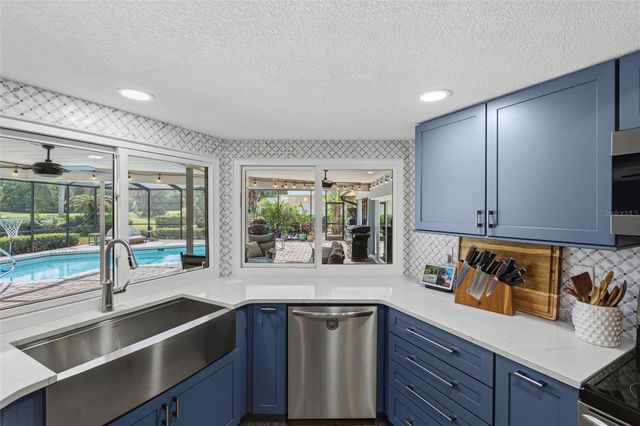 3131 GLENEAGLES DRIVE E, Clearwater, FL 33761