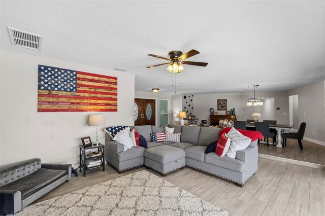 3131 GLENEAGLES DRIVE E, Clearwater, FL 33761