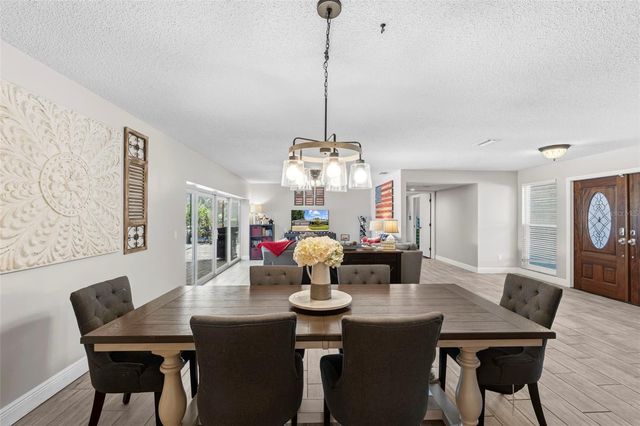 3131 GLENEAGLES DRIVE E, Clearwater, FL 33761