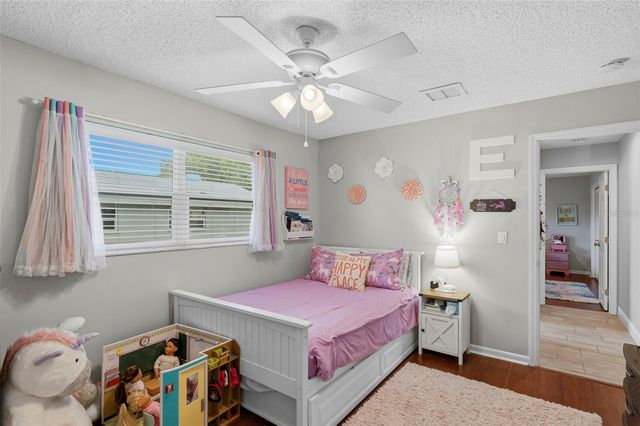 3131 GLENEAGLES DRIVE E, Clearwater, FL 33761