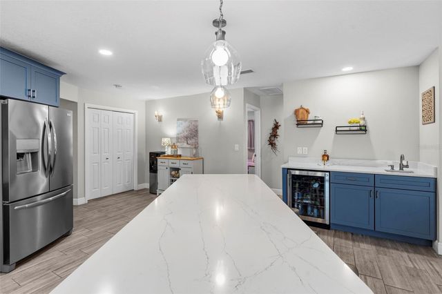 3131 GLENEAGLES DRIVE E, Clearwater, FL 33761