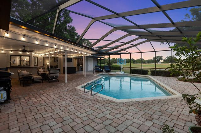 3131 GLENEAGLES DRIVE E, Clearwater, FL 33761
