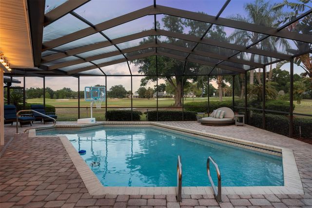 3131 GLENEAGLES DRIVE E, Clearwater, FL 33761