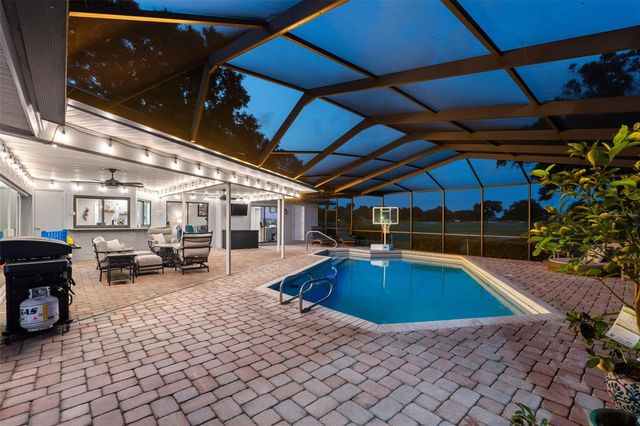 3131 GLENEAGLES DRIVE E, Clearwater, FL 33761