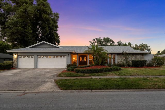 3131 GLENEAGLES DRIVE E, Clearwater, FL 33761