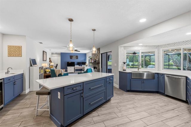 3131 GLENEAGLES DRIVE E, Clearwater, FL 33761