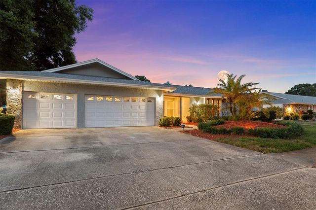 3131 GLENEAGLES DRIVE E, Clearwater, FL 33761