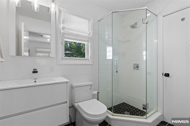 415 Orange Road, Montclair, NJ 07042