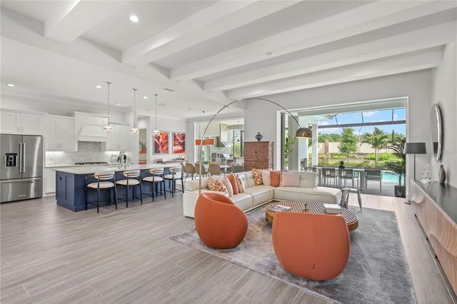 8560 PAVIA WAY, Bradenton, FL 34202