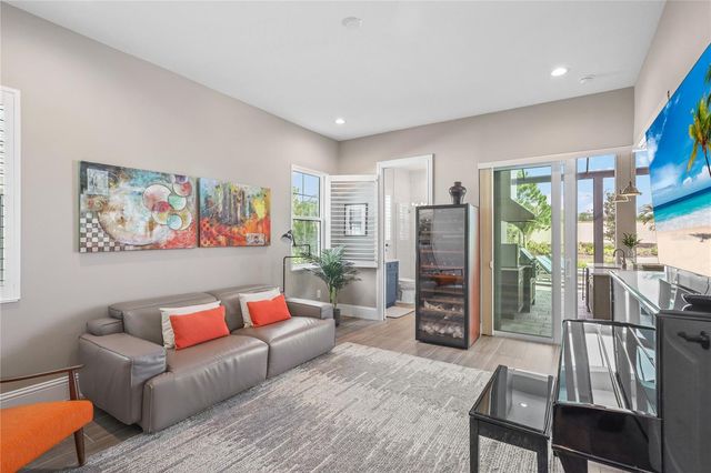 8560 PAVIA WAY, Bradenton, FL 34202