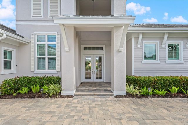 8560 PAVIA WAY, Bradenton, FL 34202