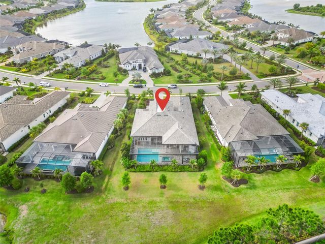 8560 PAVIA WAY, Bradenton, FL 34202