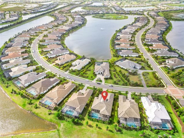 8560 PAVIA WAY, Bradenton, FL 34202