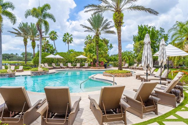 8560 PAVIA WAY, Bradenton, FL 34202