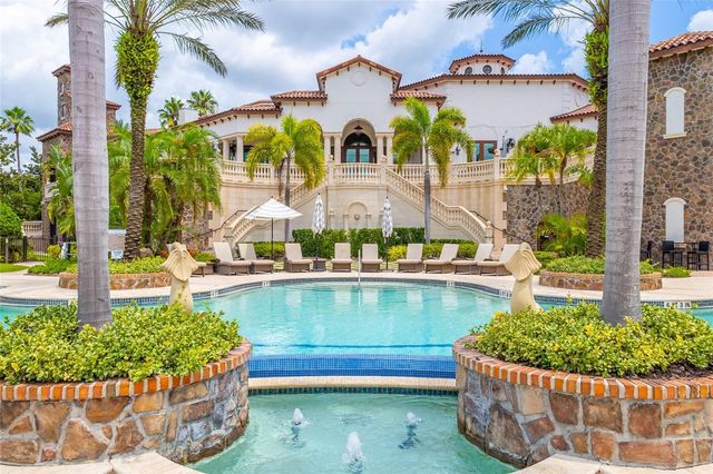 8560 PAVIA WAY, Bradenton, FL 34202