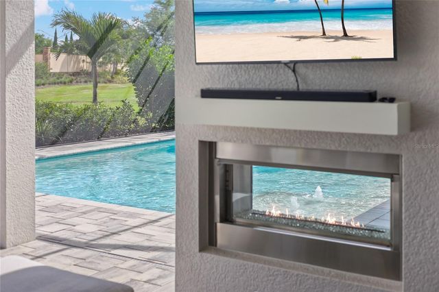 8560 PAVIA WAY, Bradenton, FL 34202