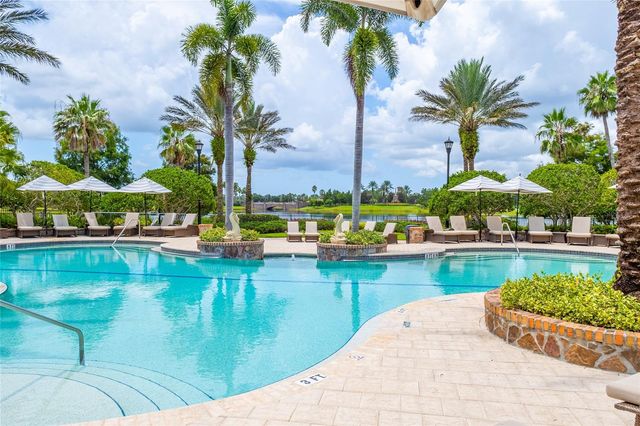 8560 PAVIA WAY, Bradenton, FL 34202