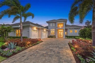 8560 PAVIA WAY, Bradenton, FL 34202