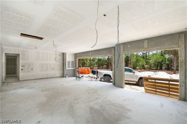 3191 16th AVE NE, Naples, FL 34120