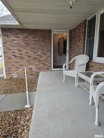 2110 MARIANA Drive, Pekin, IL 61554