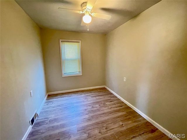 466 Bluff Drive, St Louis, MO 63137