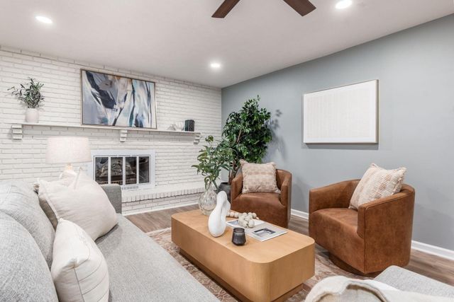 8782 Stonehenge Drive NW, Pickerington, OH 43147