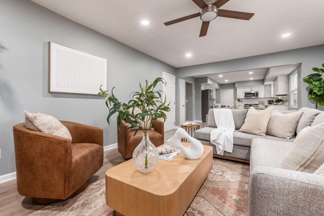 8782 Stonehenge Drive NW, Pickerington, OH 43147
