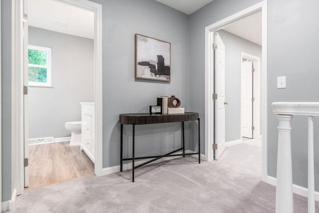 8782 Stonehenge Drive NW, Pickerington, OH 43147