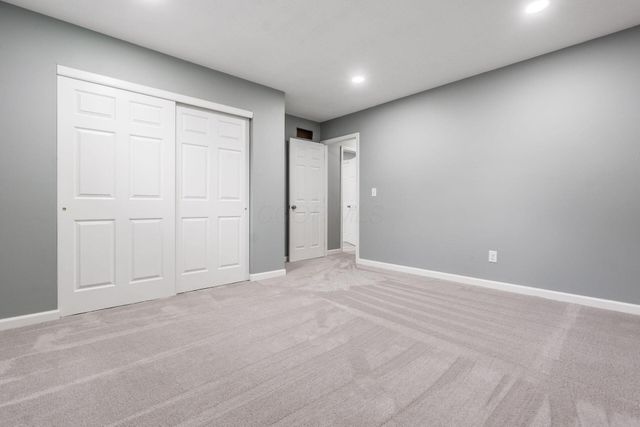8782 Stonehenge Drive NW, Pickerington, OH 43147
