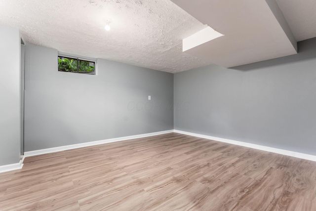 8782 Stonehenge Drive NW, Pickerington, OH 43147