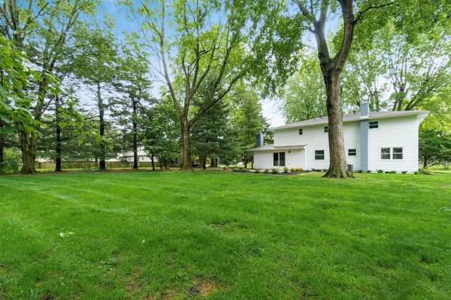 8782 Stonehenge Drive NW, Pickerington, OH 43147