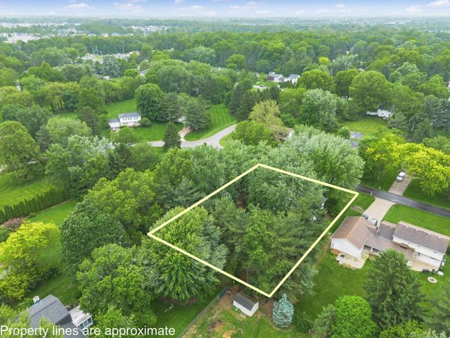 8782 Stonehenge Drive NW, Pickerington, OH 43147