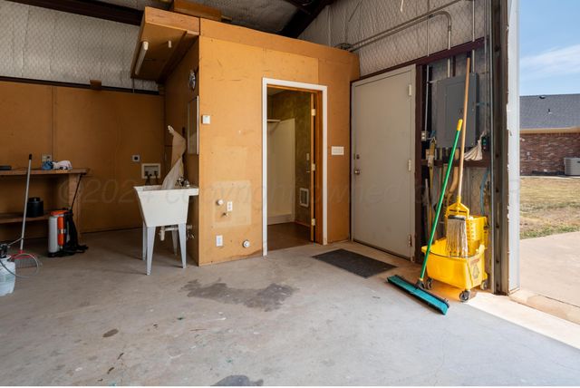 17300 WHITE WING Road, Canyon, TX 79015