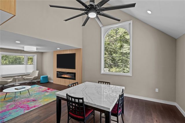 37 Dye Hill Road, Hopkinton, RI 02832