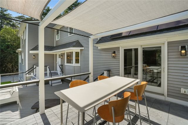 37 Dye Hill Road, Hopkinton, RI 02832