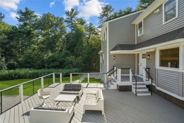 37 Dye Hill Road, Hopkinton, RI 02832