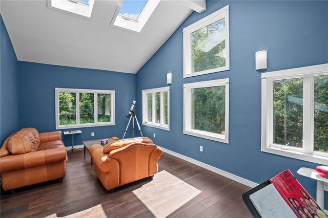 37 Dye Hill Road, Hopkinton, RI 02832