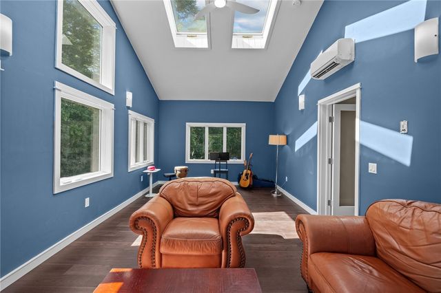 37 Dye Hill Road, Hopkinton, RI 02832