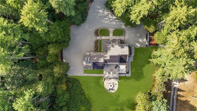 37 Dye Hill Road, Hopkinton, RI 02832