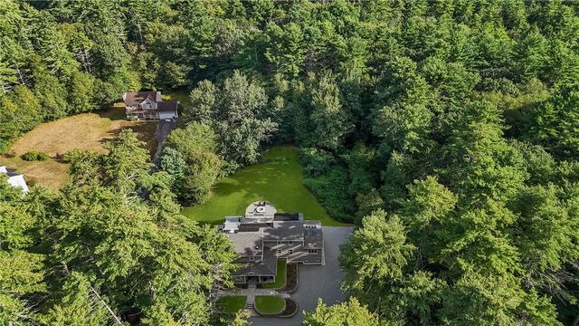 37 Dye Hill Road, Hopkinton, RI 02832