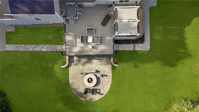 37 Dye Hill Road, Hopkinton, RI 02832